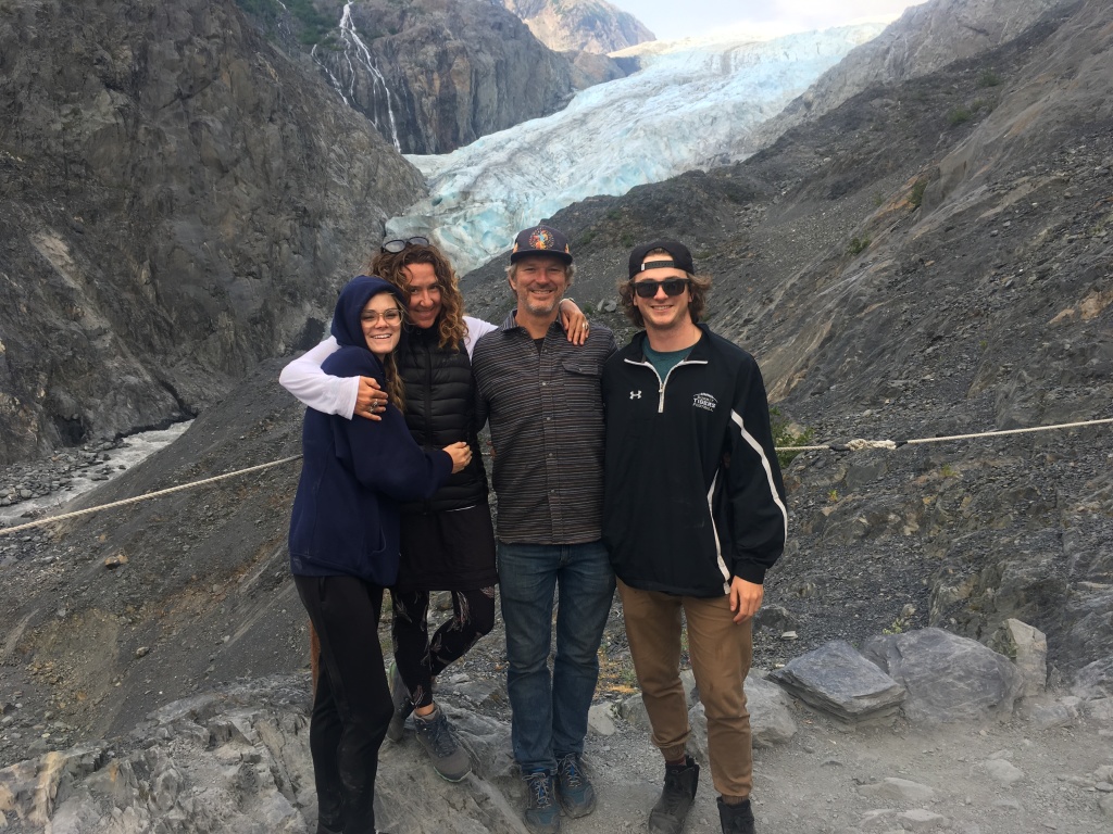 2019/07(July)/Jim-Janeen-50th-Anniversary-Alaska-Cruise/12_Seward/1024x768_2019-07-12 07-50th-anniversary-cruise-Seward-to-Anchorage-33-Exit-Glacier-Kyla-Angie-Justin-Vale-GOOD.JPG